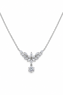 CRYSTAL BLOSSOM – Stříbrný náhrdelník Ag 925 s moissanitem 1 ct a květinovým motivem