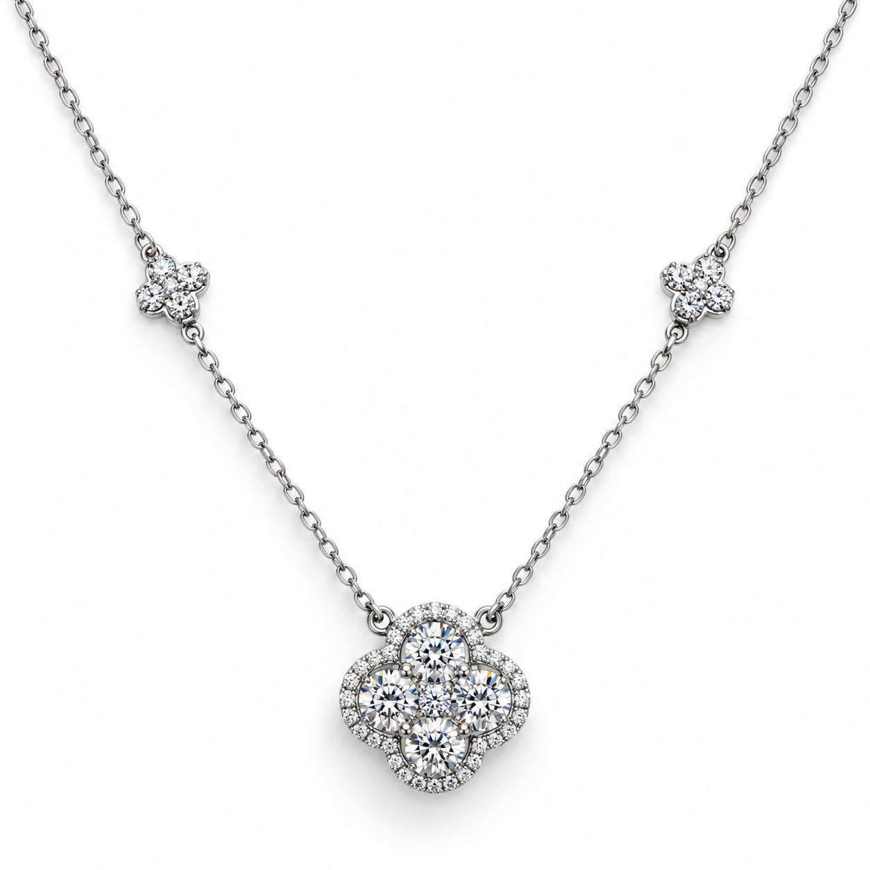ROYAL CLOVER – Stříbrný náhrdelník Ag 925 s moissanitem 0,3 ct