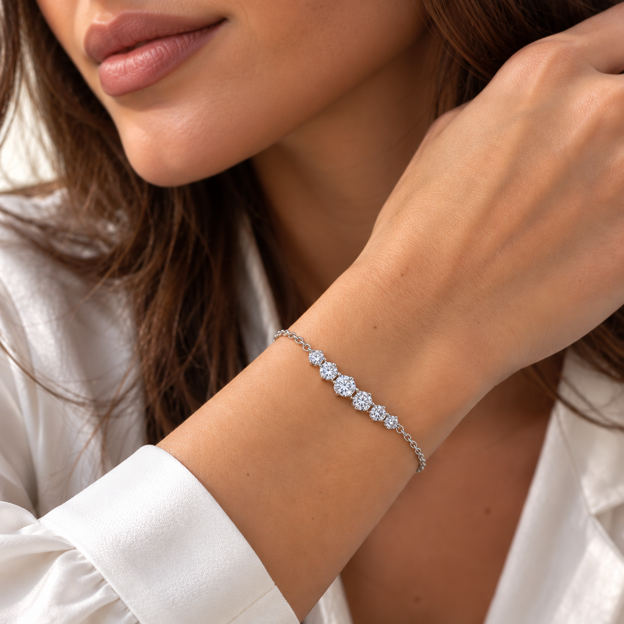 SILVER RADIANCE – Luxusní stříbrný náramek Ag 925 s moissanity