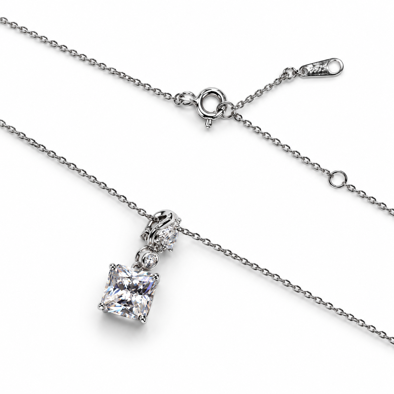 PRINCESS RADIANCE – Stříbrný náhrdelník Ag 925 s moissanitem 2 ct