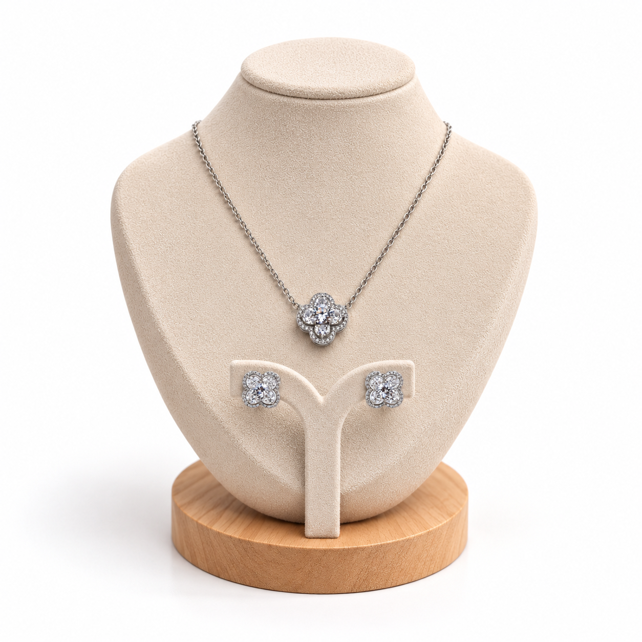 ROYAL CLOVER – Luxusní stříbrná souprava s moissanity 0,6 ct | ANU JEWELRY