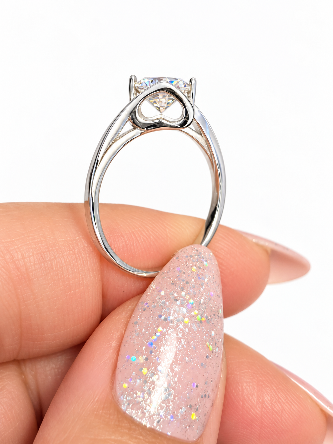 VORTEX 1CT – Luxusní stříbrný prsten s moissanitem | ANU JEWELRY