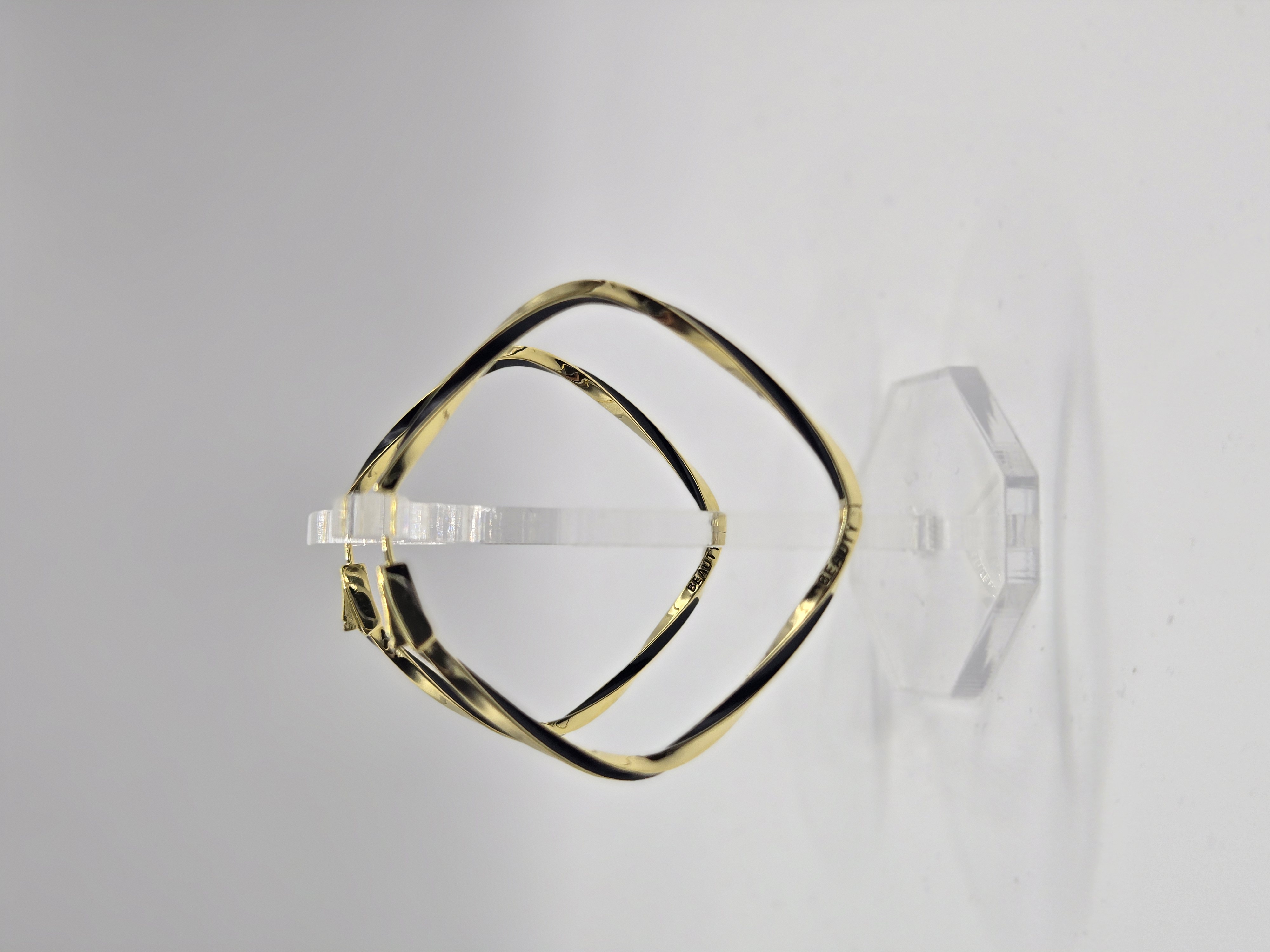 GOLDEN TWIST – Luxusní kruhové náušnice s elegantním spirálovým designem