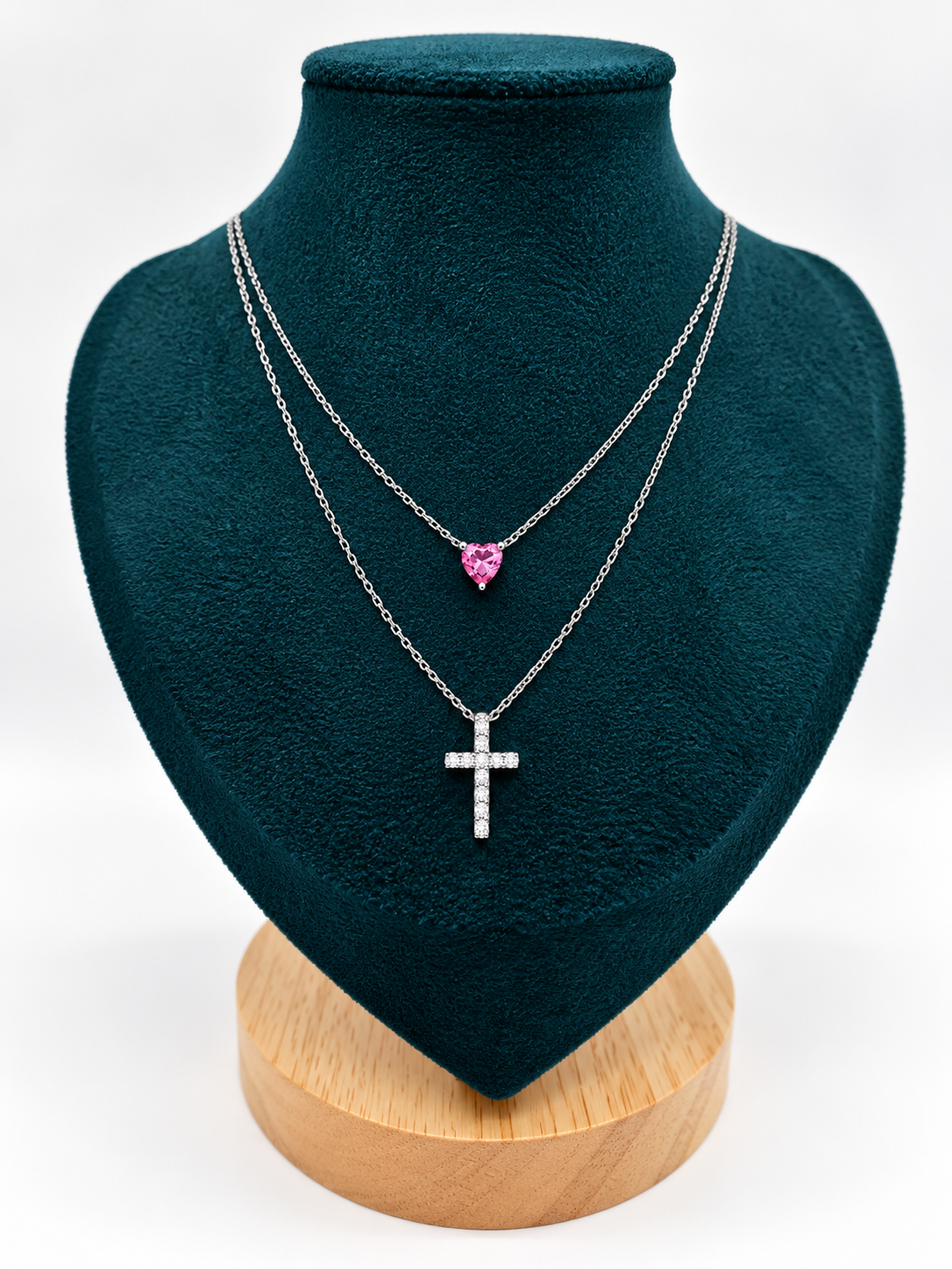 PINK FAITH – Stříbrný dvojitý náhrdelník Ag 925 s moissanitem 0,3 ct, růžovým srdíčkem a křížkem