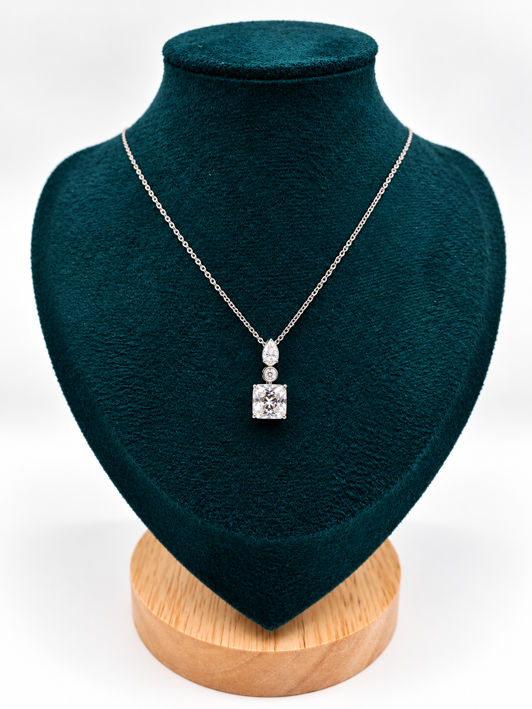 PRINCESS RADIANCE – Stříbrný náhrdelník Ag 925 s moissanitem 2 ct