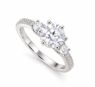 VINTAGE CHARM 2.50CT – Luxusní stříbrný prsten s moissanity v romantickém vintage stylu | ANU JEWELRY