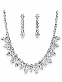 CRYSTAL ELEGANCE – Luxusní plesová souprava náhrdelníku a náušnic